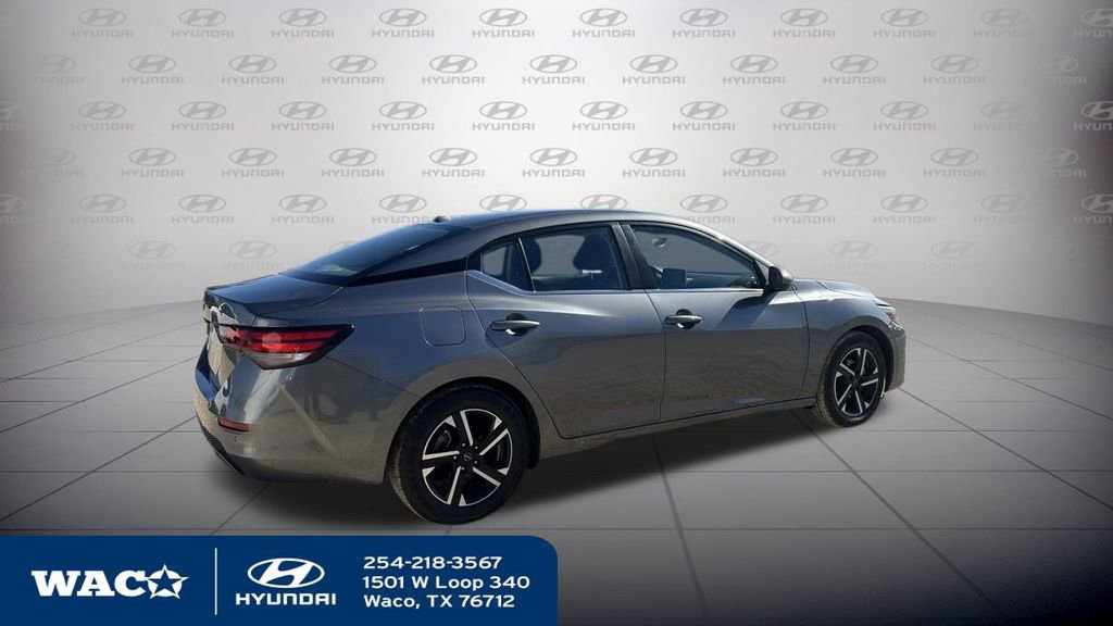 Used 2024 Nissan Sentra SV image 8