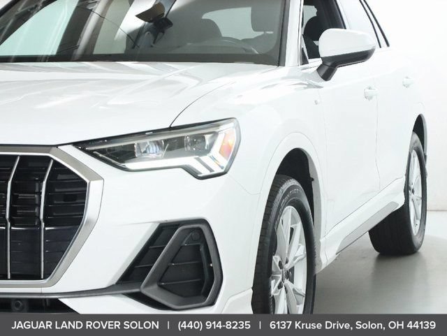 Used 2025 Audi Q3 2.0T Premium AWD/4WD image 14