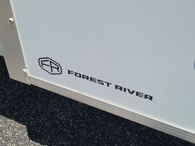 New 2025 Chevrolet Express 3500 w/ Power Convenience Package RWD image 10