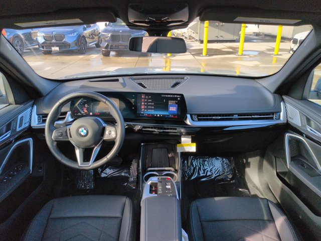 Used 2025 BMW X1 xDrive28i w/ Technology Package image 18