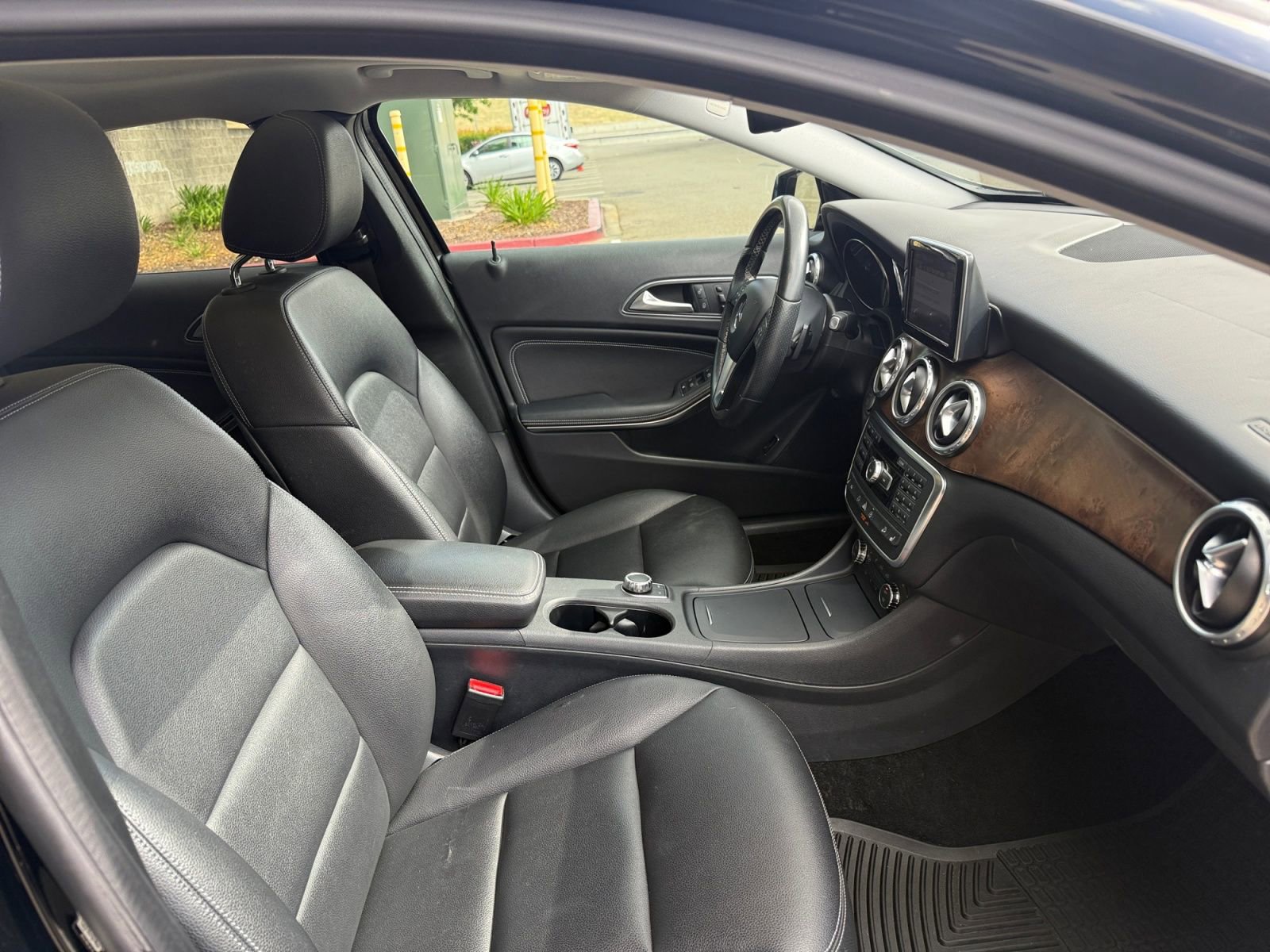 Used 2015 Mercedes-Benz GLA 250 4MATIC image 20