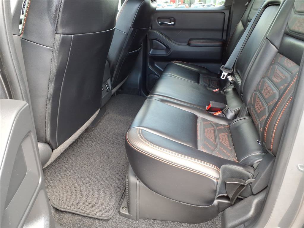 Certified 2025 Nissan Frontier PRO-4X w/ Pro Premium Package AWD/4WD image 6