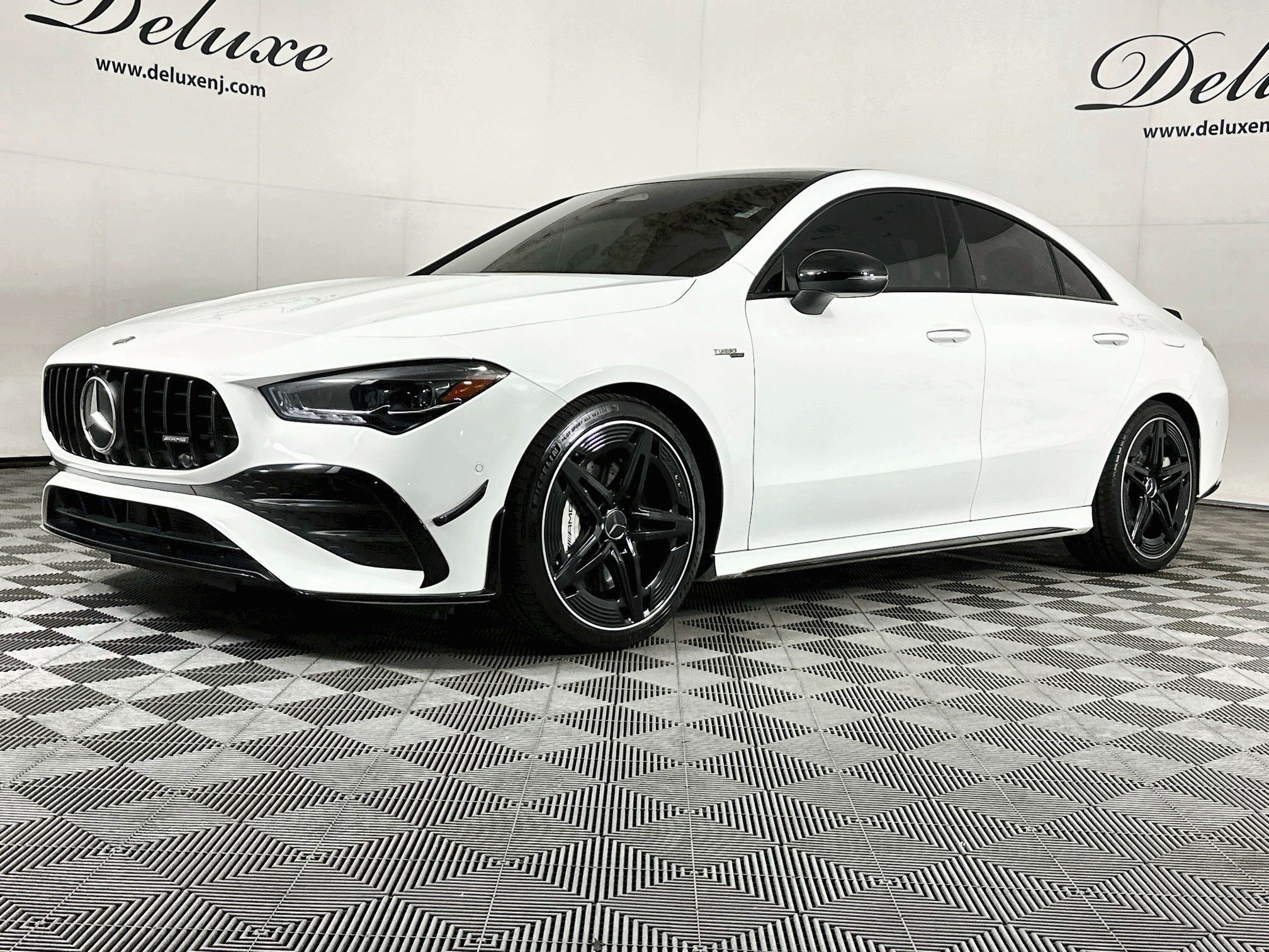 Used 2025 Mercedes-Benz CLA 35 AMG 4MATIC image 3