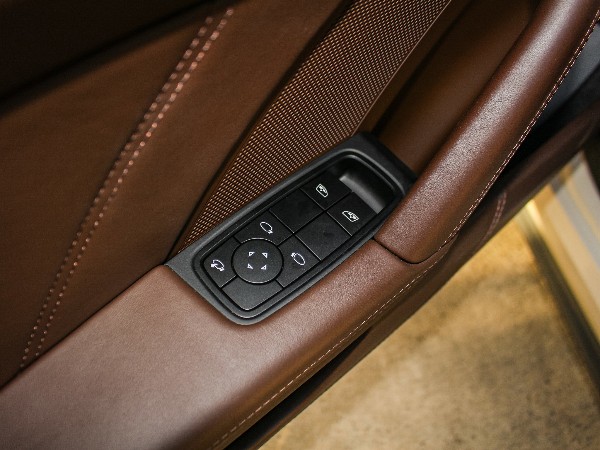 Used 2025 Porsche 911 Targa 4 GTS image 15