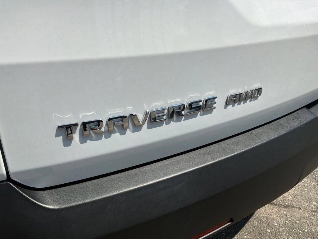 Used 2022 Chevrolet Traverse LS AWD/4WD image 25