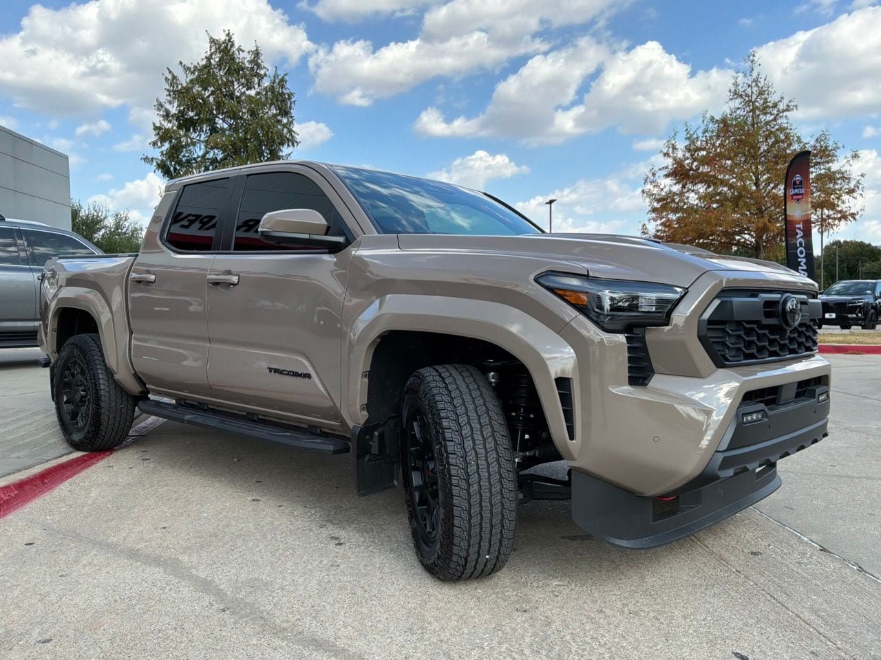 Used 2026 Toyota Tacoma TRD Sport w/ TRD Sport Premium Package RWD image 4
