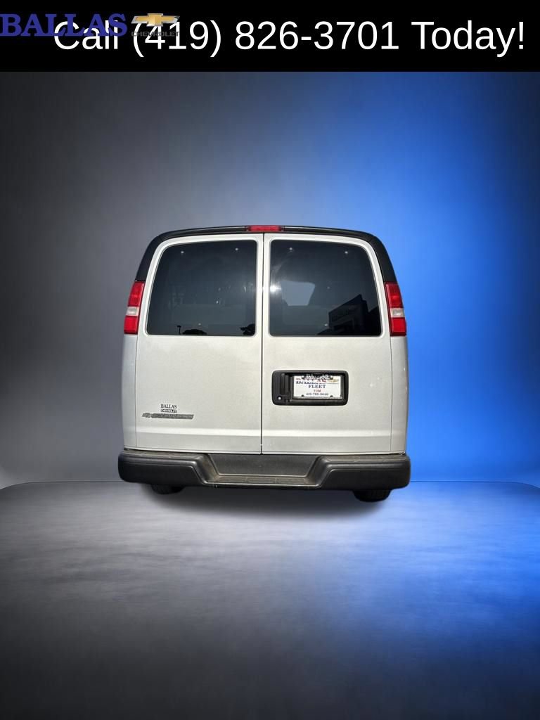 Used 2020 Chevrolet Express 3500 LS RWD image 4