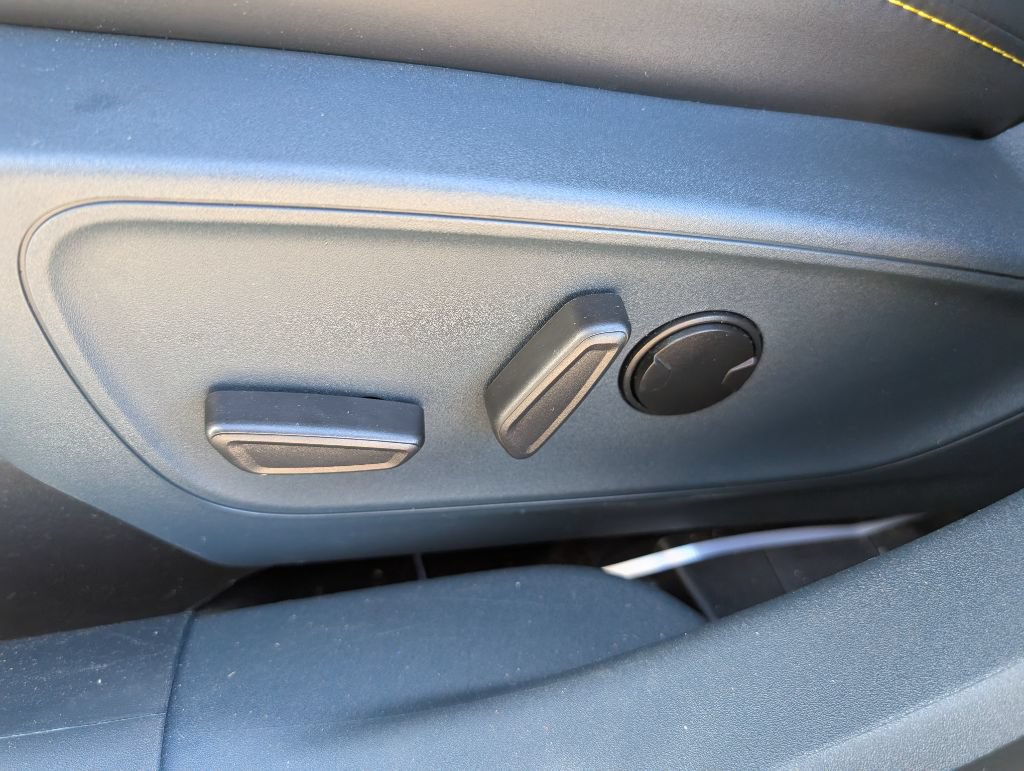 Used 2025 Ford Maverick Lobo AWD/4WD image 9
