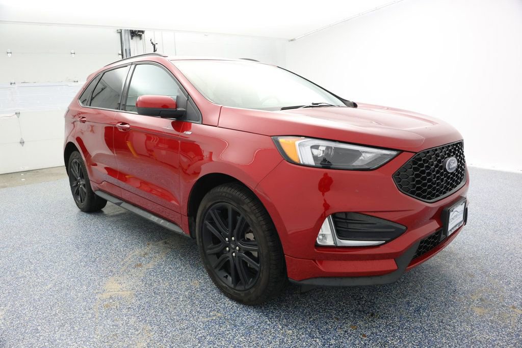 Used 2023 Ford Edge ST-Line image 2