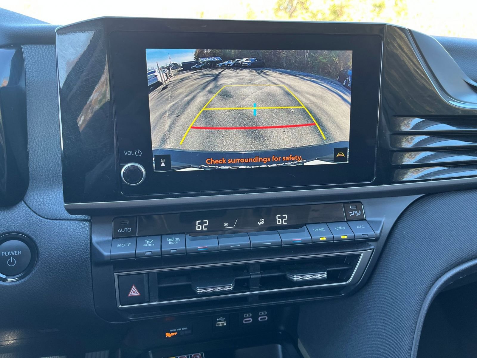 Used 2025 Toyota Camry LE image 17