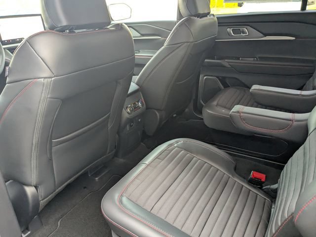 New 2026 Ford Explorer ST-Line w/ ST-Line Street Pack AWD/4WD image 28