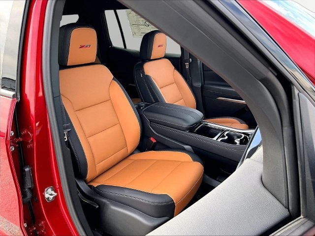 New 2027 Chevrolet Traverse Z71 w/ Enhanced Driving Package AWD/4WD image 31