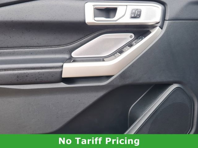 Used 2023 Ford Explorer Limited w/ Limited Technology Package RWD image 22