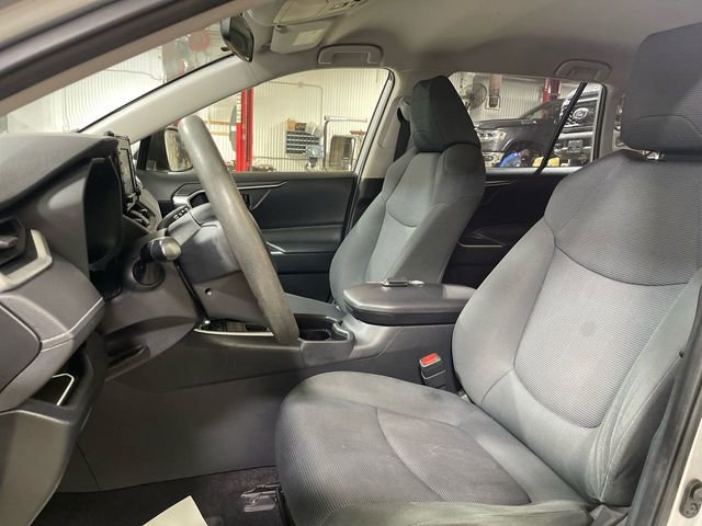 Used 2019 Toyota RAV4 LE w/ All Weather Liner Package image 11