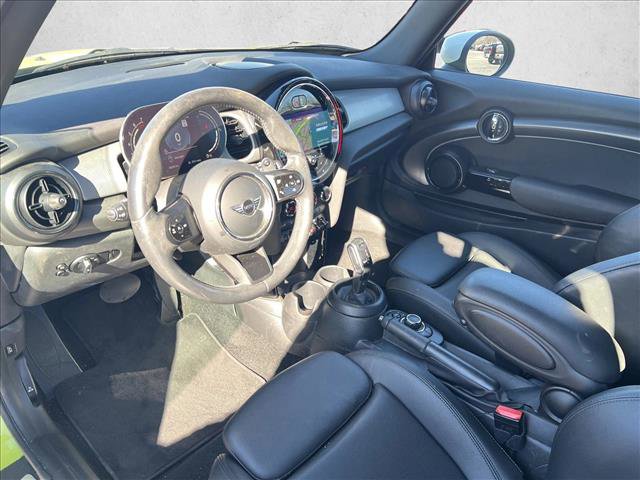 Used 2023 MINI Cooper S image 9