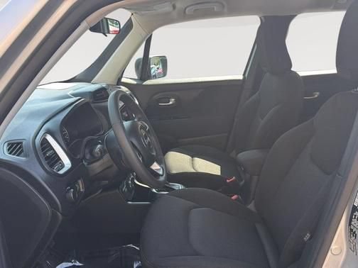 Used 2021 Jeep Renegade Sport AWD/4WD image 8