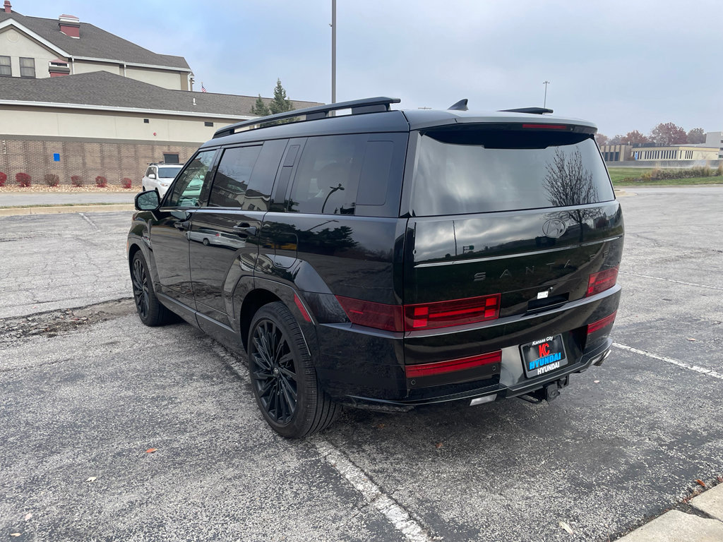 Used 2025 Hyundai Santa Fe Calligraphy image 3