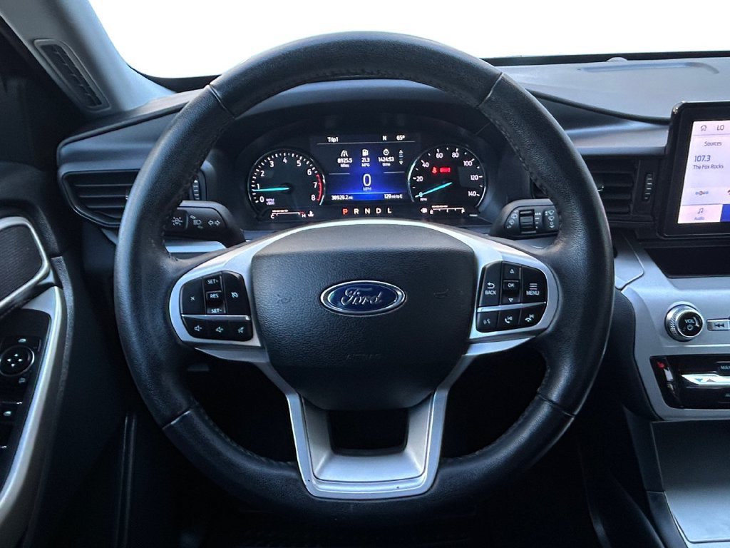 Used 2023 Ford Explorer XLT RWD image 21