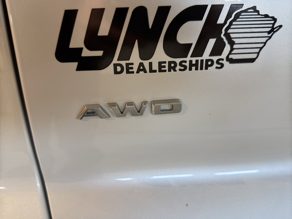 Used 2023 Cadillac XT4 Sport w/ Sun And Sound Package image 10