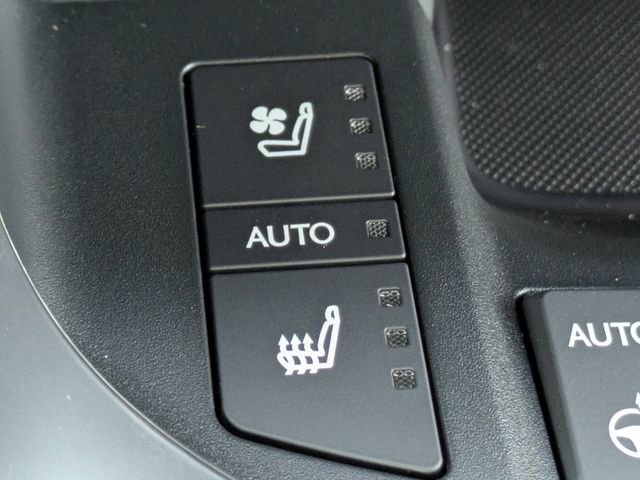 New 2026 Lexus LX 700h Luxury image 24