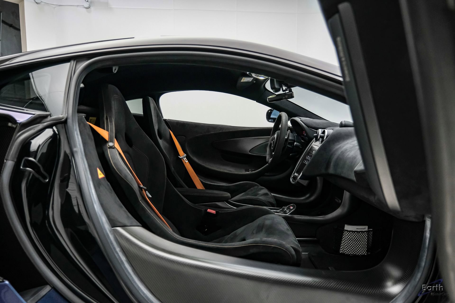 Used 2019 McLaren 600LT RWD image 46