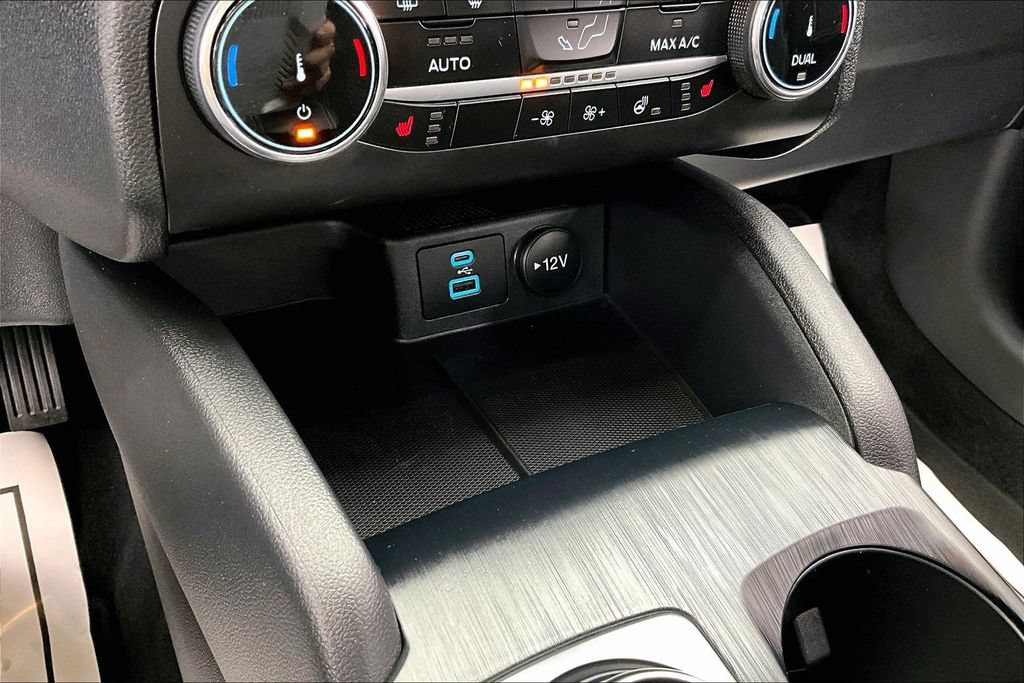 Used 2023 Ford Escape Active AWD/4WD image 32