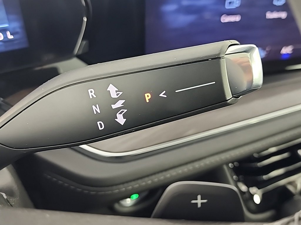 New 2026 Chevrolet Suburban Z71 w/ Comfort Package image 38