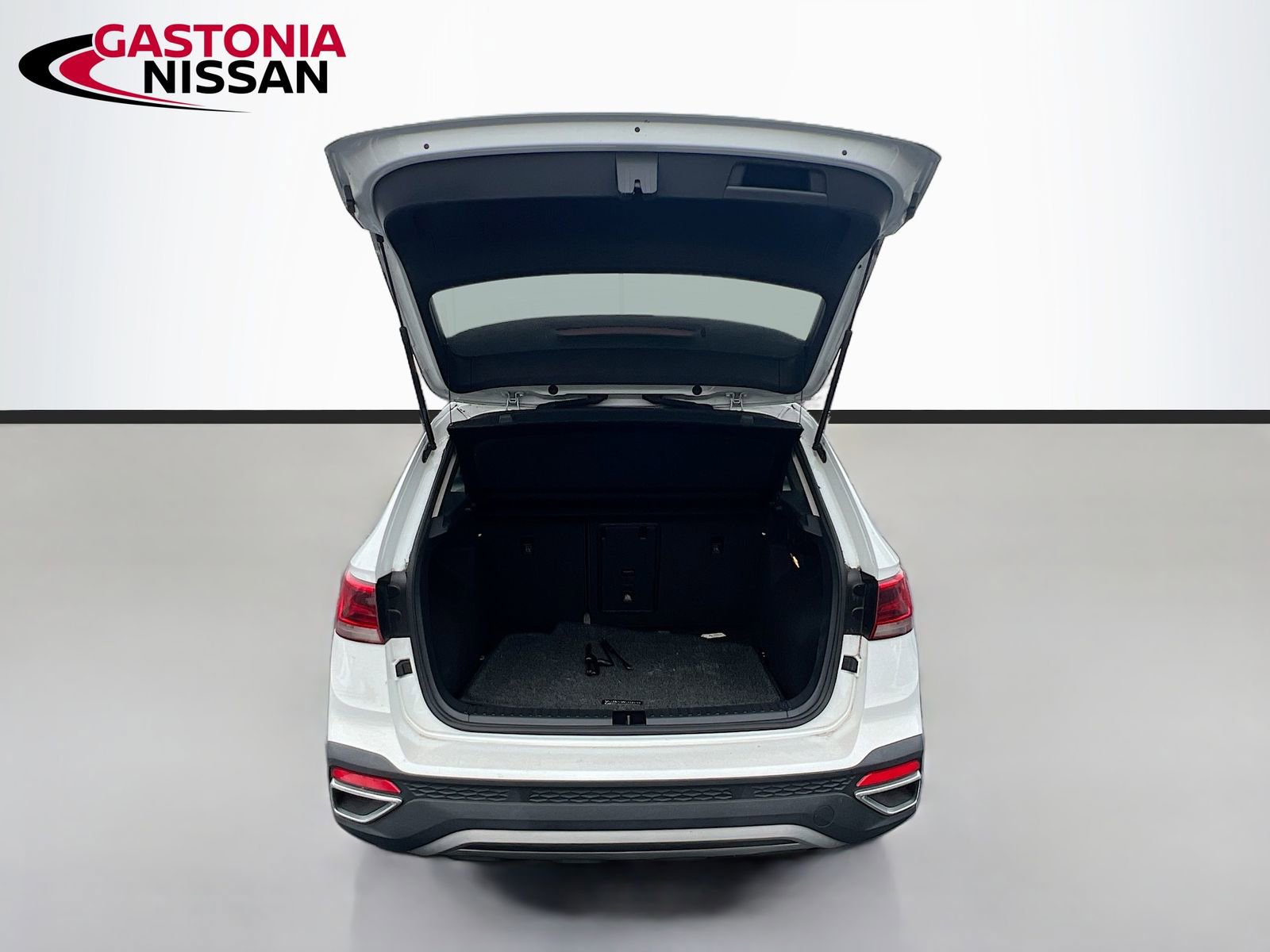 Used 2022 Volkswagen Taos SE image 33