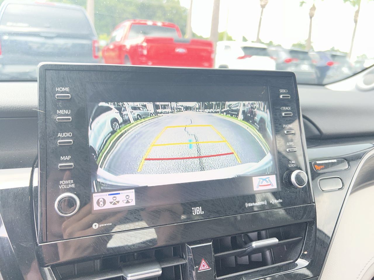 Used 2021 Toyota Camry XLE w/ Navigation Package FWD image 25