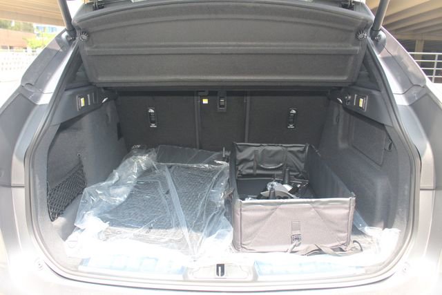 New 2026 Jaguar F-PACE R-Dynamic S image 12