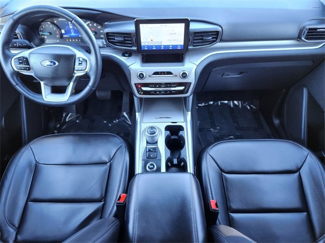 Certified 2022 Ford Explorer XLT w/ Equipment Group 202A image 12