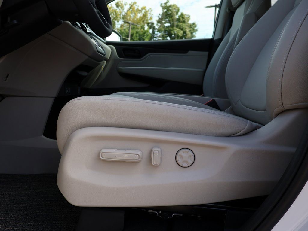 New 2026 Honda Odyssey EX-L image 23