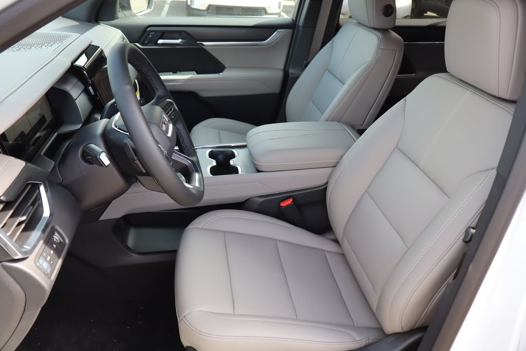 New 2026 GMC Acadia Elevation w/ Elevation Premium Package AWD/4WD image 12