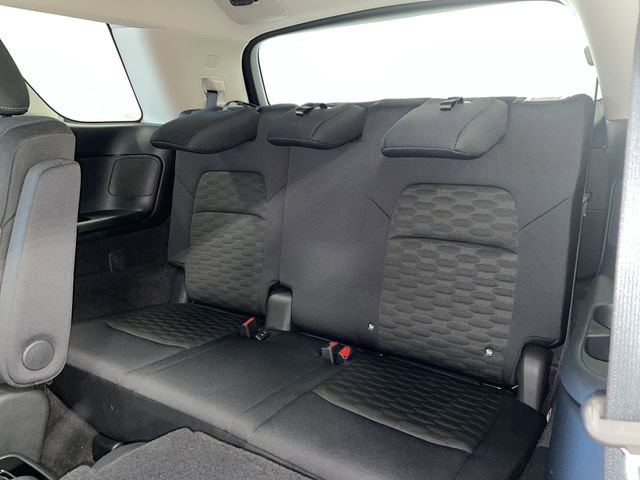 Certified 2024 Nissan Pathfinder SV w/ SV Premium Package image 18