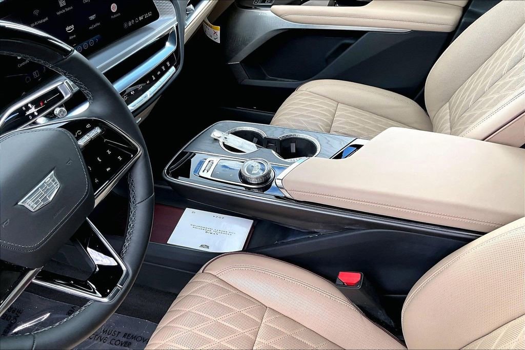 Certified 2024 Cadillac Lyriq Sport w/ Nappa Leather Package AWD/4WD image 18