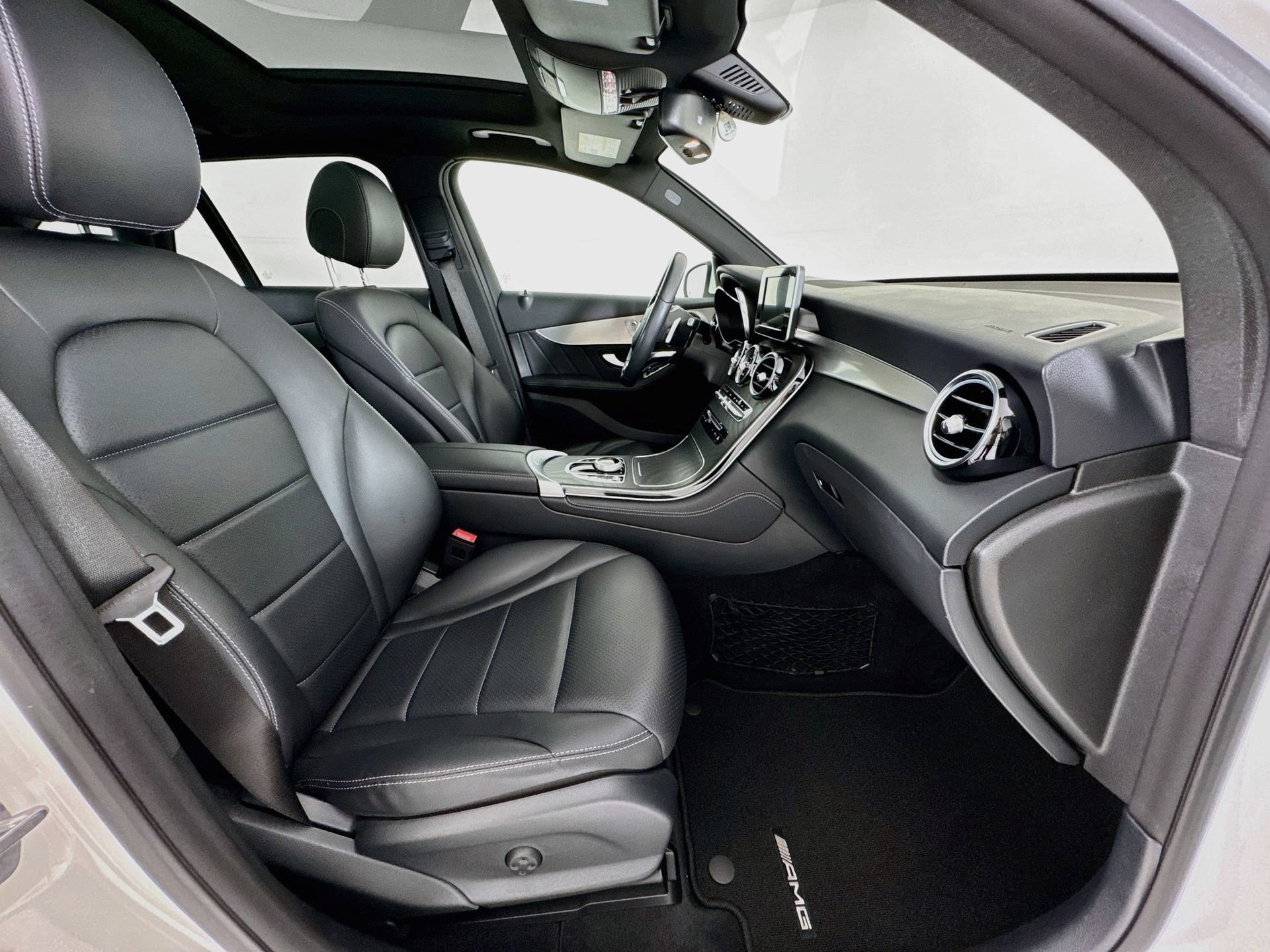 Certified 2019 Mercedes-Benz GLC 300 image 31