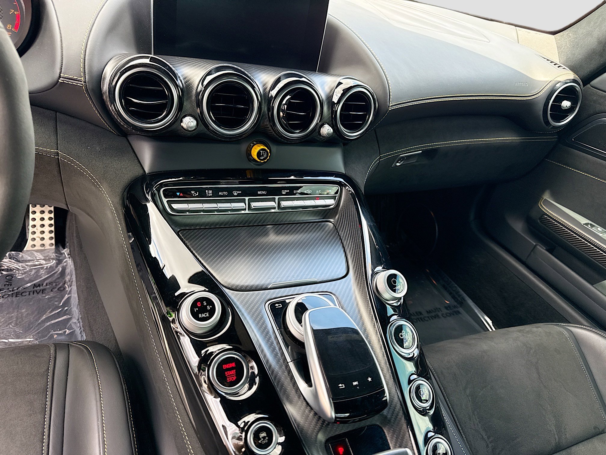 Used 2018 Mercedes-Benz AMG GT R image 17