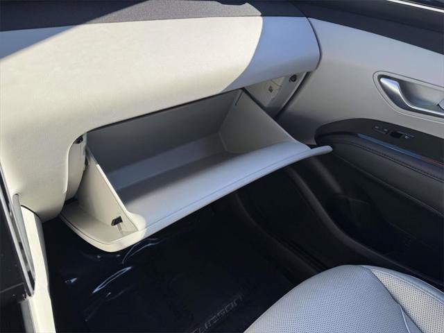 Used 2023 Hyundai Tucson Limited image 33
