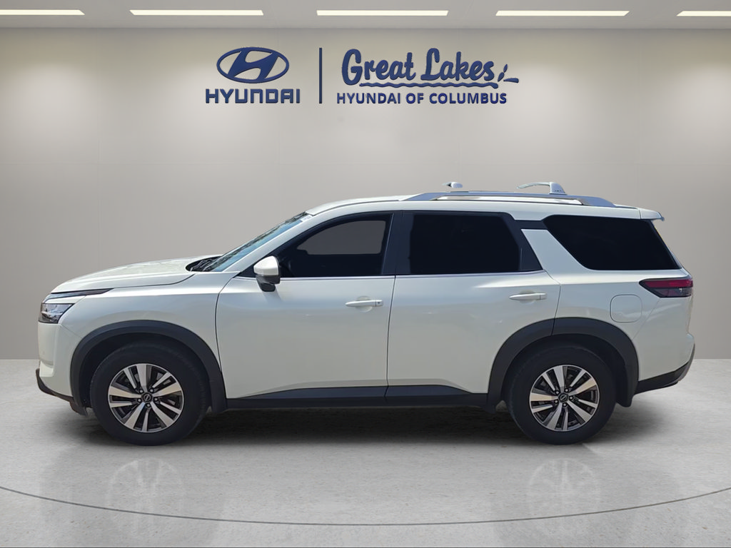 Used 2022 Nissan Pathfinder SL w/ Cargo Package AWD/4WD image 2