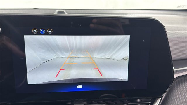 Used 2025 Chevrolet Equinox LT image 25