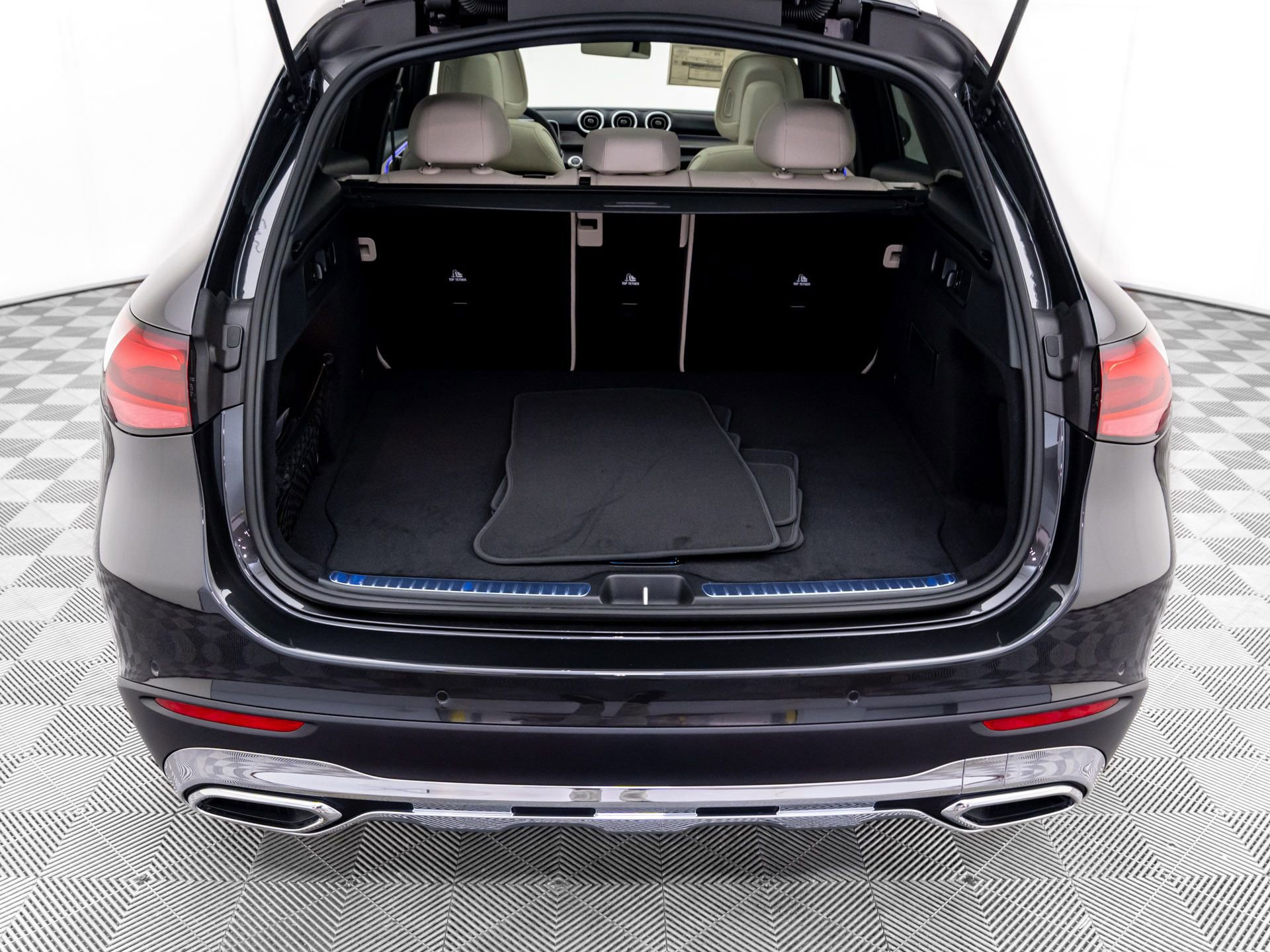 New 2026 Mercedes-Benz GLC 300 4MATIC image 32