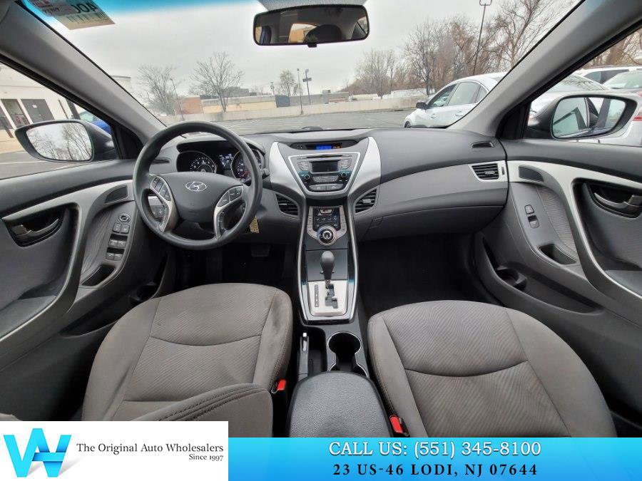 Used 2013 Hyundai Elantra GLS w/ Preferred Pkg image 9