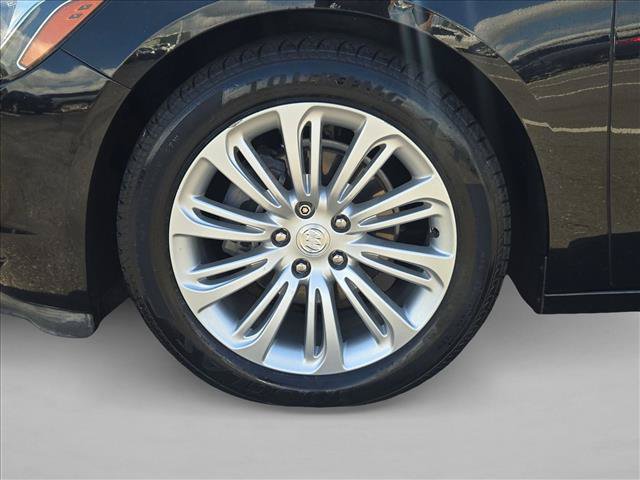 Used 2018 Buick LaCrosse Essence FWD image 23