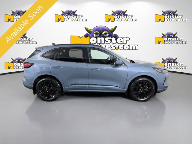 Used 2023 Ford Escape ST-Line Elite w/ Premium Technology Package AWD/4WD image 4