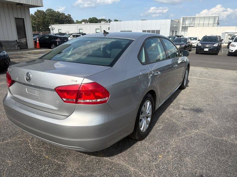 Used 2014 Volkswagen Passat 1.8T Wolfsburg Edition FWD image 8