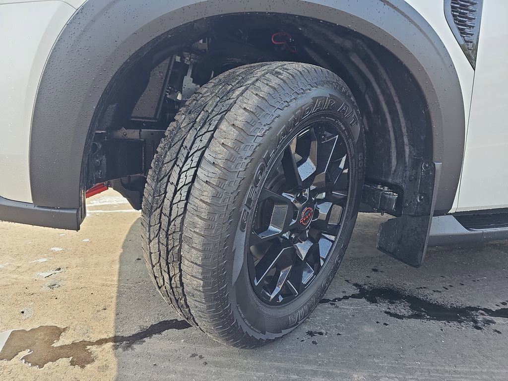 New 2026 Nissan Armada PRO-4X image 37