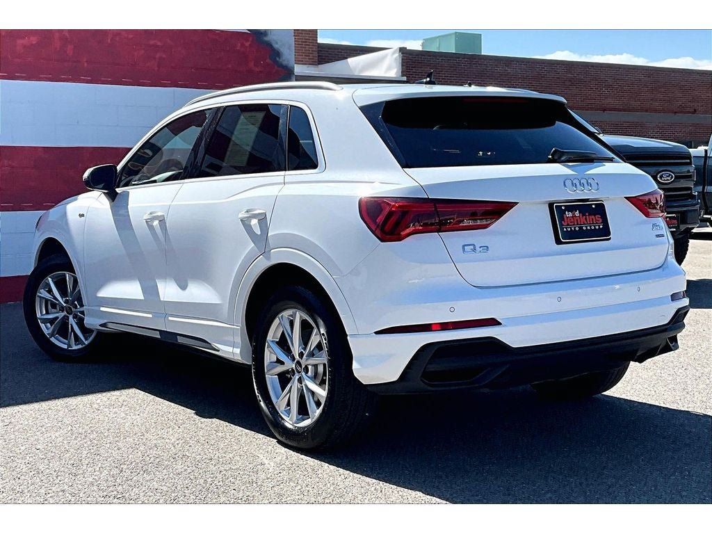 Used 2025 Audi Q3 2.0T Premium AWD/4WD image 13
