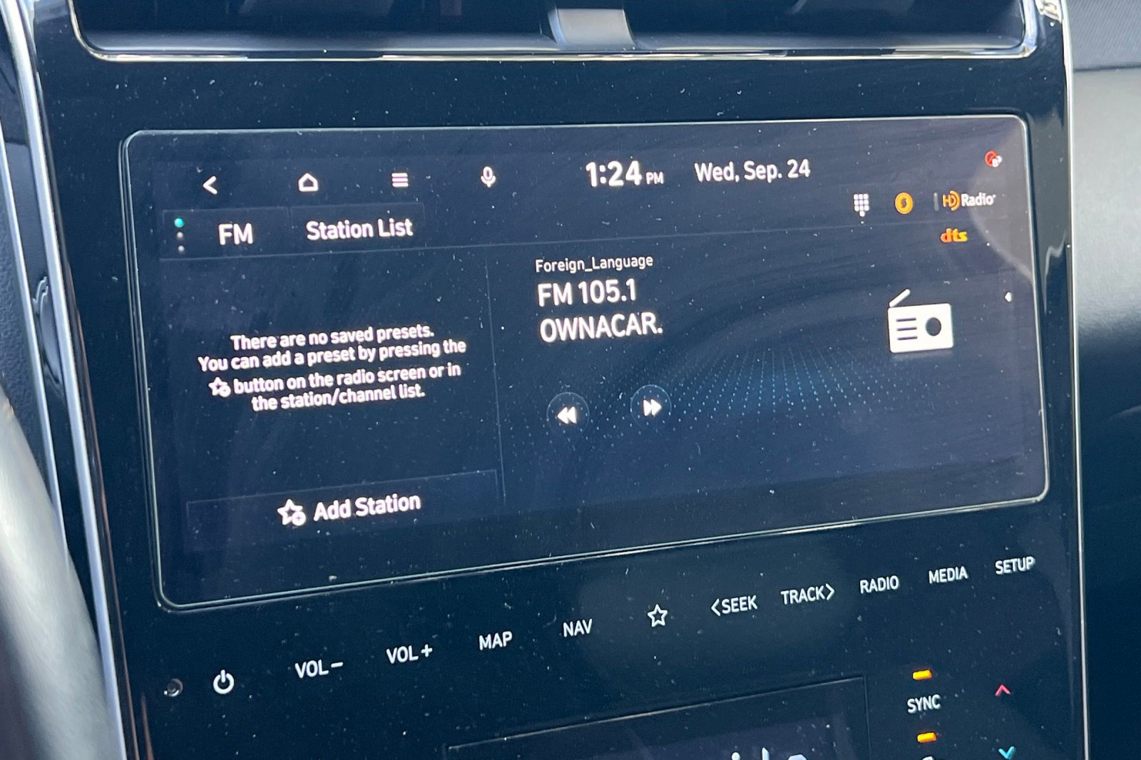 Used 2022 Hyundai Santa Cruz Limited image 17