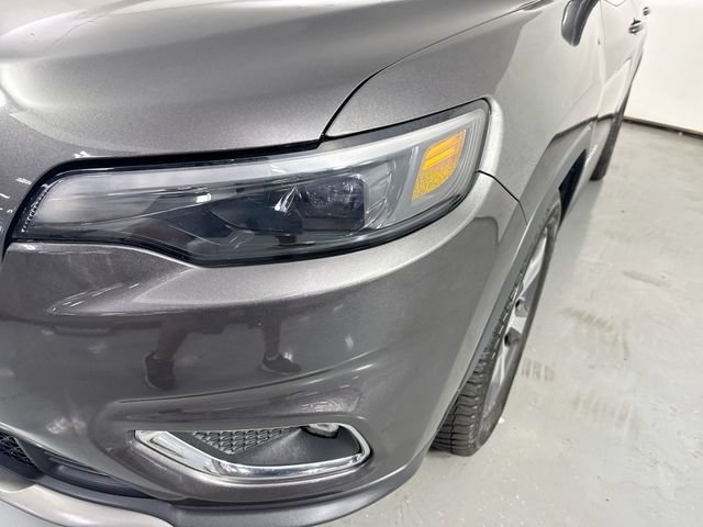 Used 2019 Jeep Cherokee Limited w/ Luxury Group FWD image 29