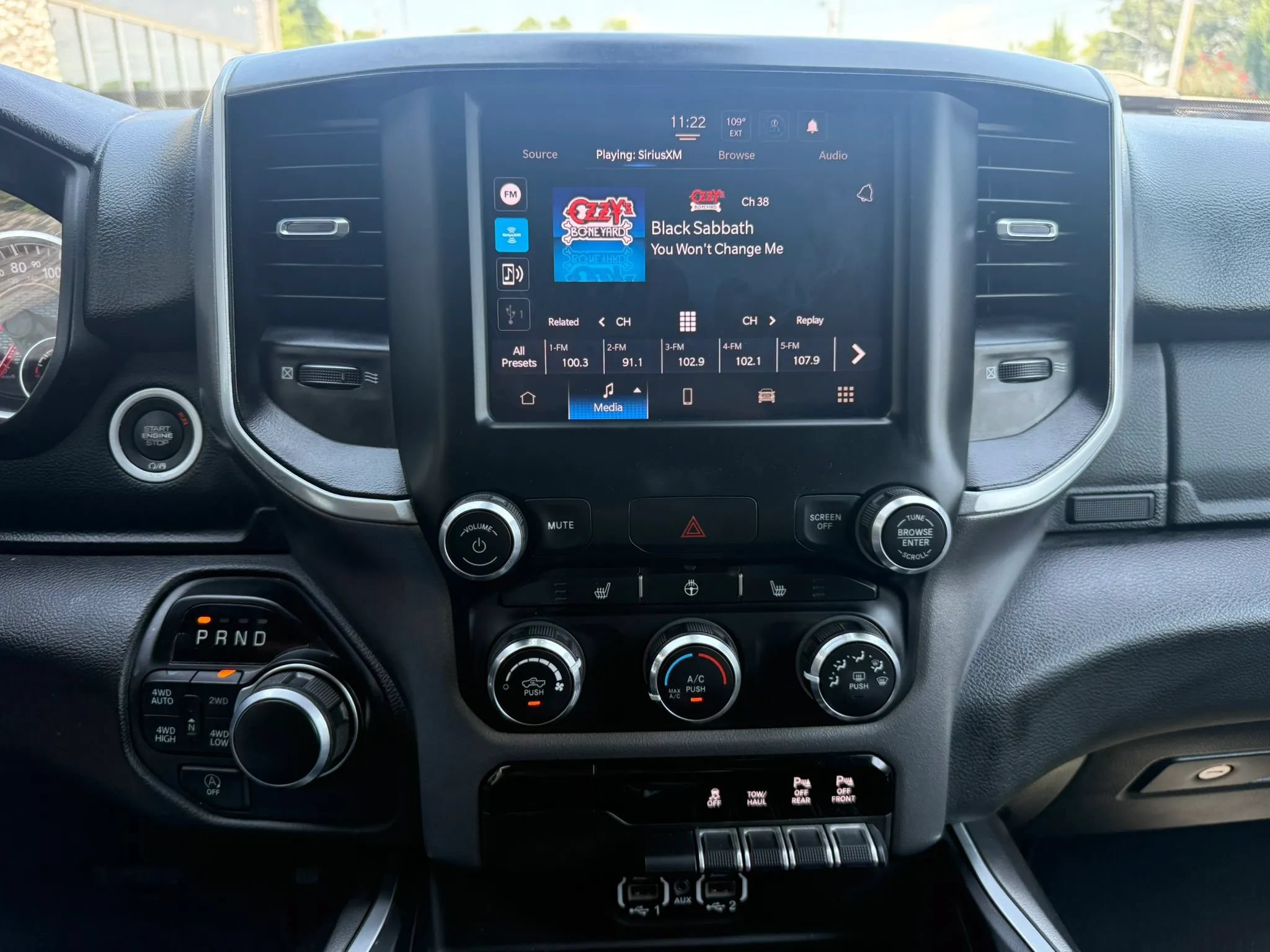 Used 2023 RAM 1500 Big Horn AWD/4WD image 11